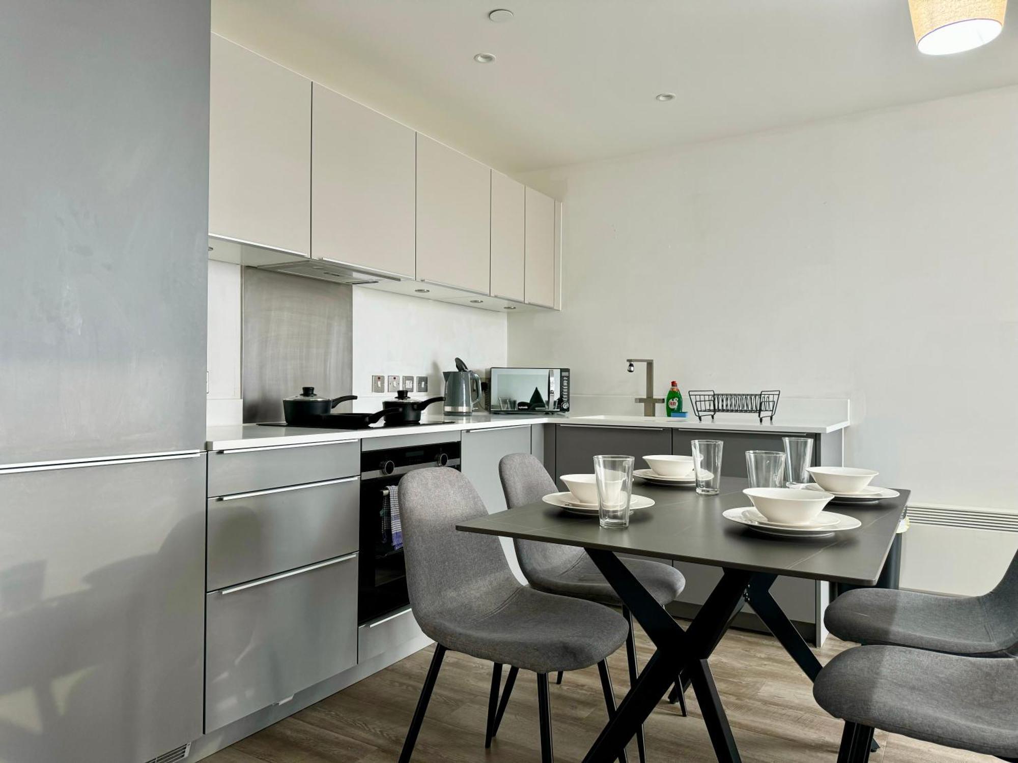 Premium Deals L Last-Minute Stay L 4 Min Walk To Birmingham Central Library L 18Th Floor 2 Bed 2 Bath City Centre Penthouse With Gym & Netflix By Jvt Short Lets ภายนอก รูปภาพ