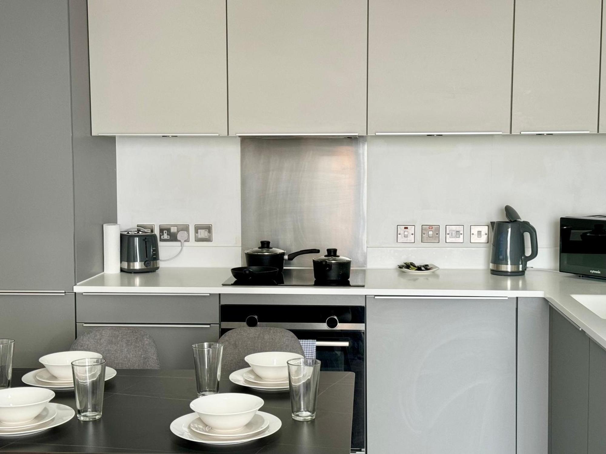 Premium Deals L Last-Minute Stay L 4 Min Walk To Birmingham Central Library L 18Th Floor 2 Bed 2 Bath City Centre Penthouse With Gym & Netflix By Jvt Short Lets ภายนอก รูปภาพ
