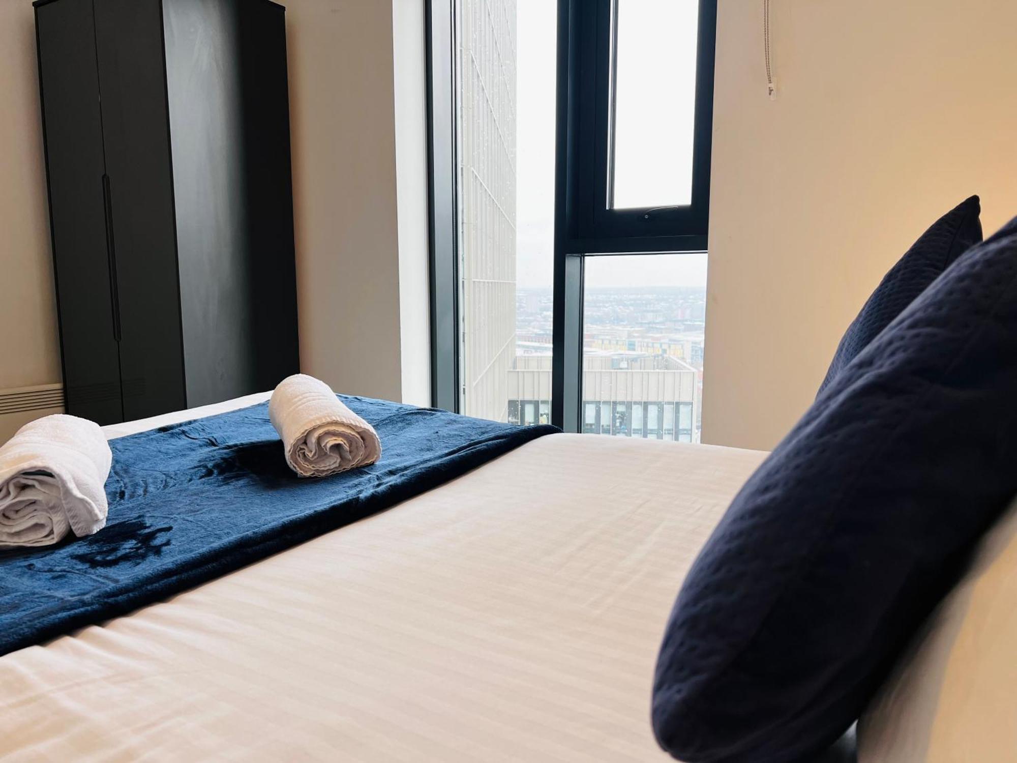 Premium Deals L Last-Minute Stay L 4 Min Walk To Birmingham Central Library L 18Th Floor 2 Bed 2 Bath City Centre Penthouse With Gym & Netflix By Jvt Short Lets ภายนอก รูปภาพ