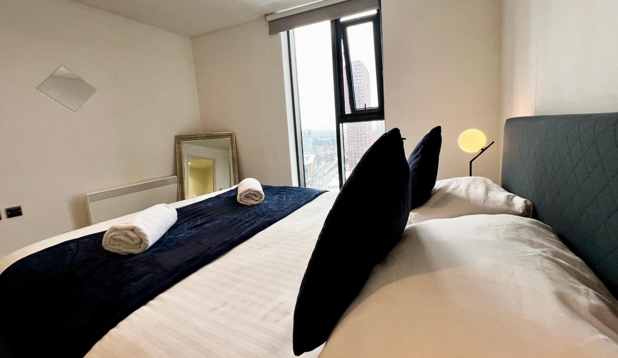 Premium Deals L Last-Minute Stay L 4 Min Walk To Birmingham Central Library L 18Th Floor 2 Bed 2 Bath City Centre Penthouse With Gym & Netflix By Jvt Short Lets ภายนอก รูปภาพ