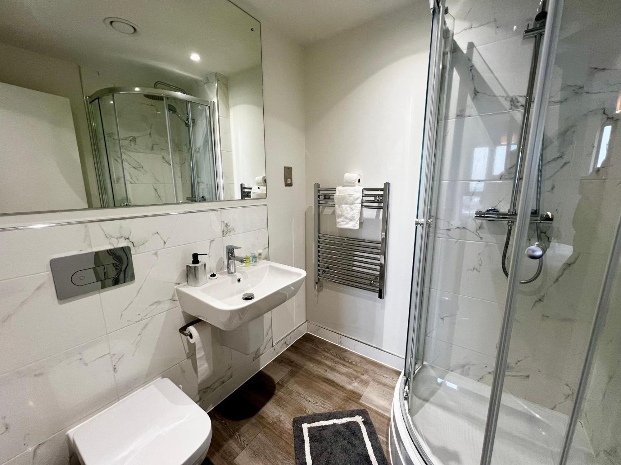 Premium Deals L Last-Minute Stay L 4 Min Walk To Birmingham Central Library L 18Th Floor 2 Bed 2 Bath City Centre Penthouse With Gym & Netflix By Jvt Short Lets ภายนอก รูปภาพ